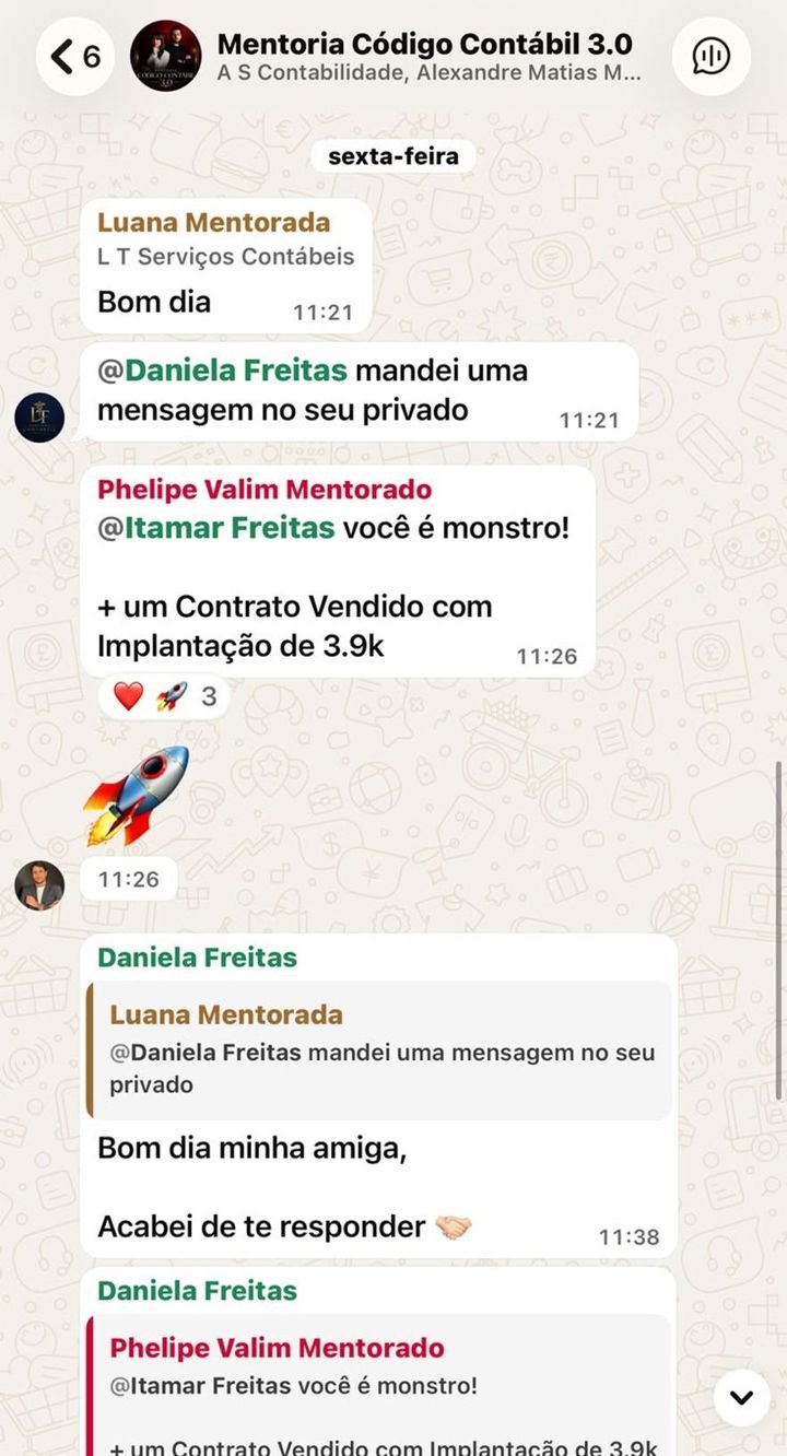 Print do grupo da mentoria: contrato vendido com implantação de 3,9 mil reais.
